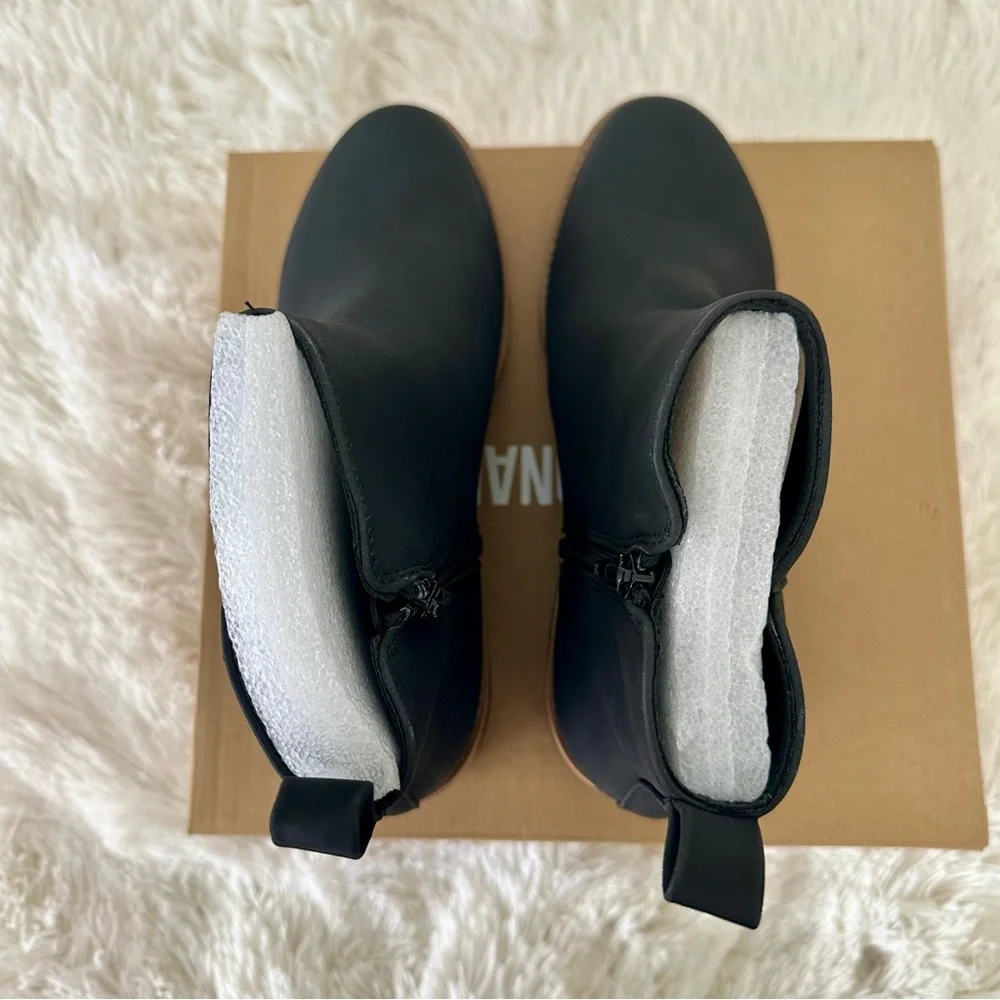 Cushionaire Ilena Wedge Ankle Booties Black Memory Foam Women’s Size 9M NWT